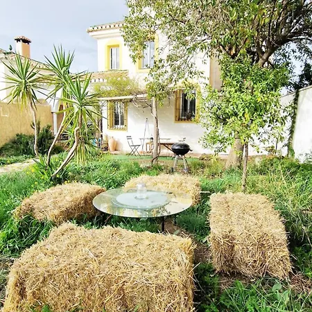 Homestay Aa Guest - Trevenque Del Jardin De Sierra Nevada